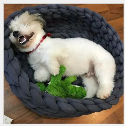Handwoven Pet Bed for Dogs and Cats - Woof Pet Products