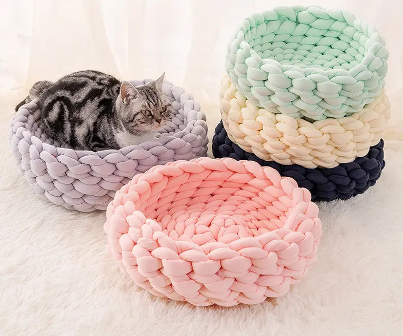 Handwoven Pet Bed for Dogs and Cats - Woof Pet Products