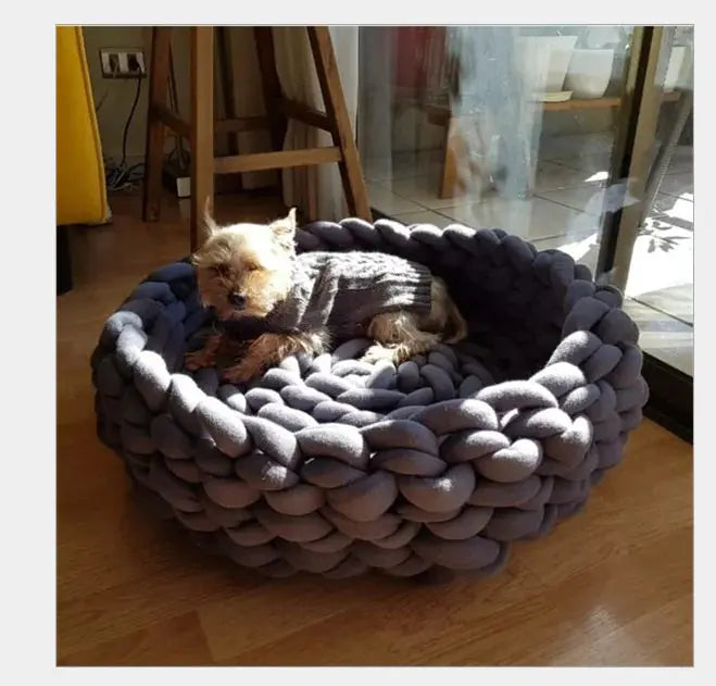 Handwoven Pet Bed for Dogs and Cats - Woof Pet Products